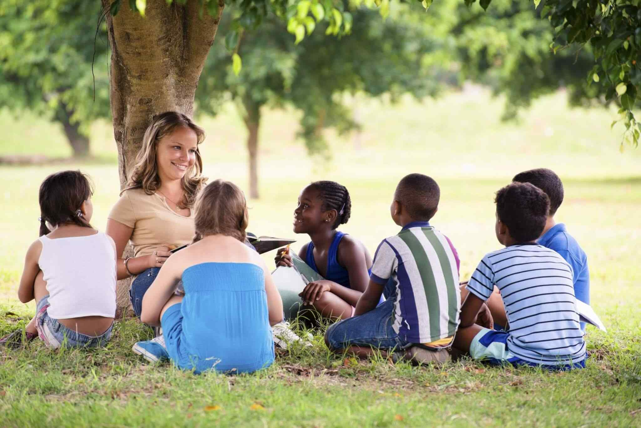 http://reinfocenter.com/wp-content/uploads/2016/11/Kids-club-image-02.jpg